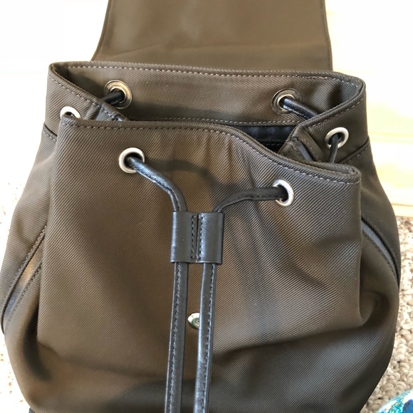 Coach Nylon Leather trim backpack ❤️ - Picture 4 of 10